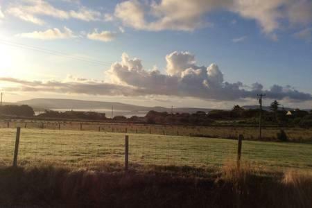 Beautiful Home On Lake Carrowmore Belmullet Buitenkant foto